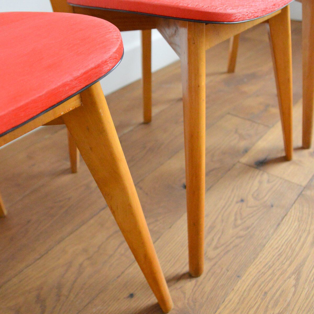 Suite de 4 chaises vintage 1960s