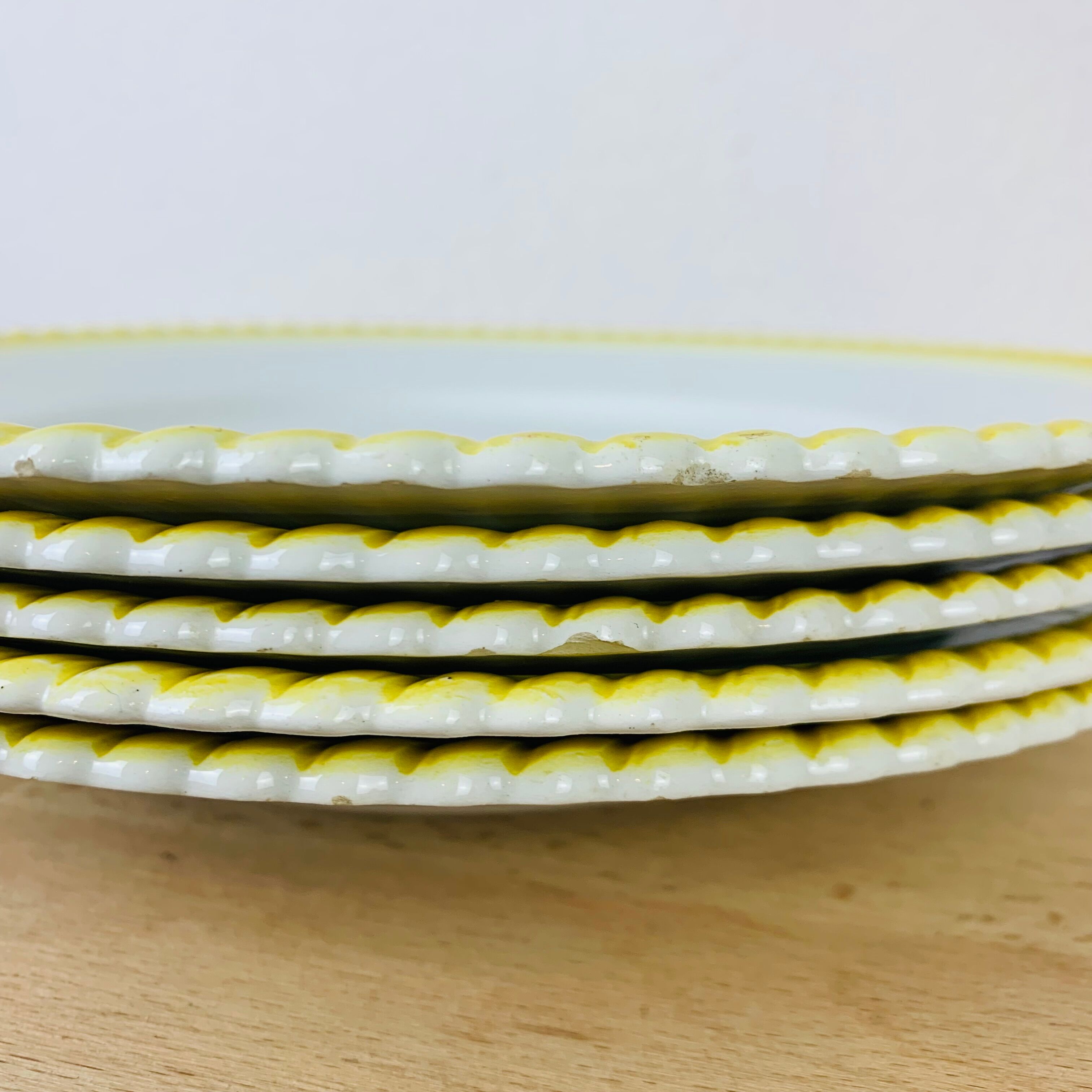 Set of 6 flat plates vintage earthenware