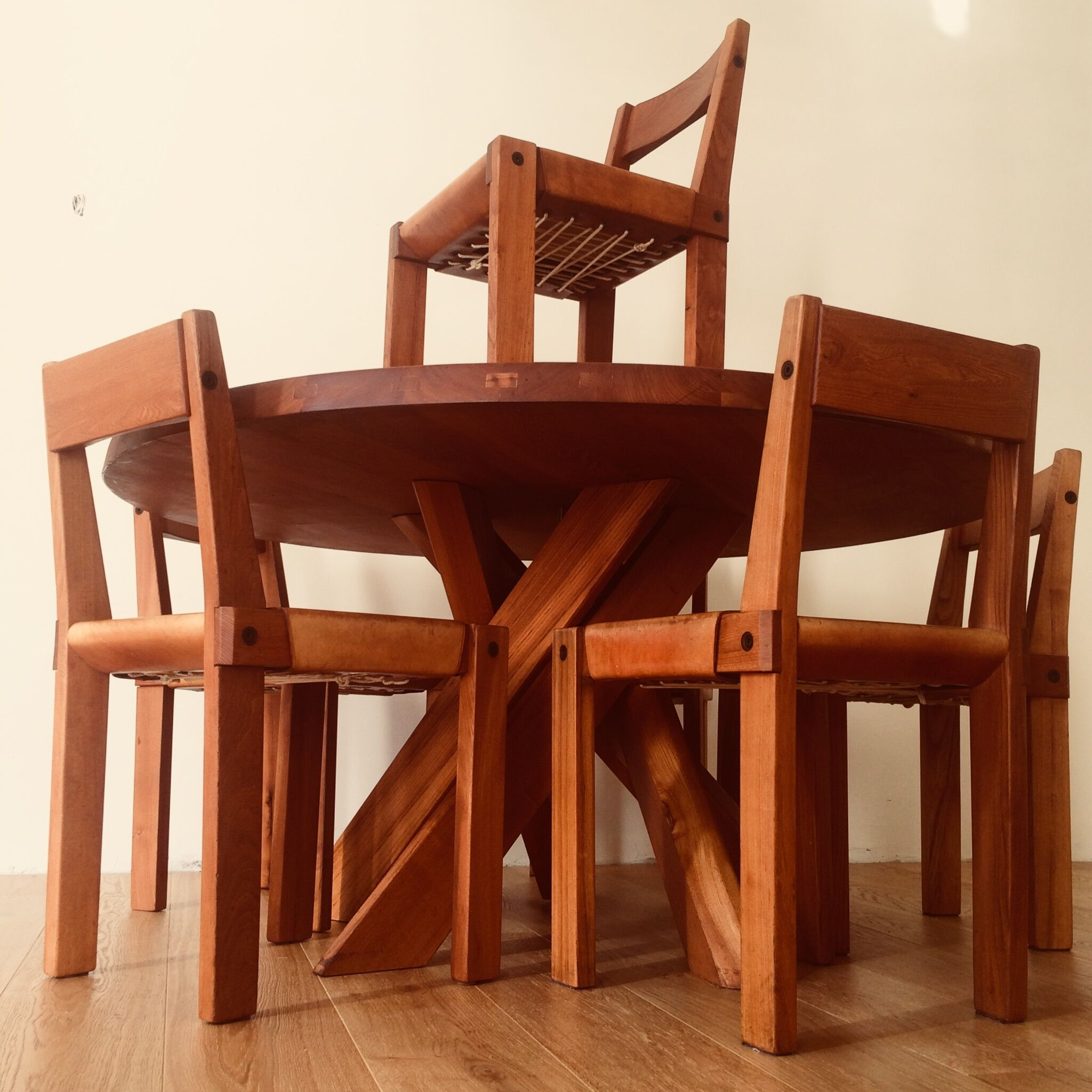 Roundtable T21D Sfax by Pierre Chapo, circa 1960