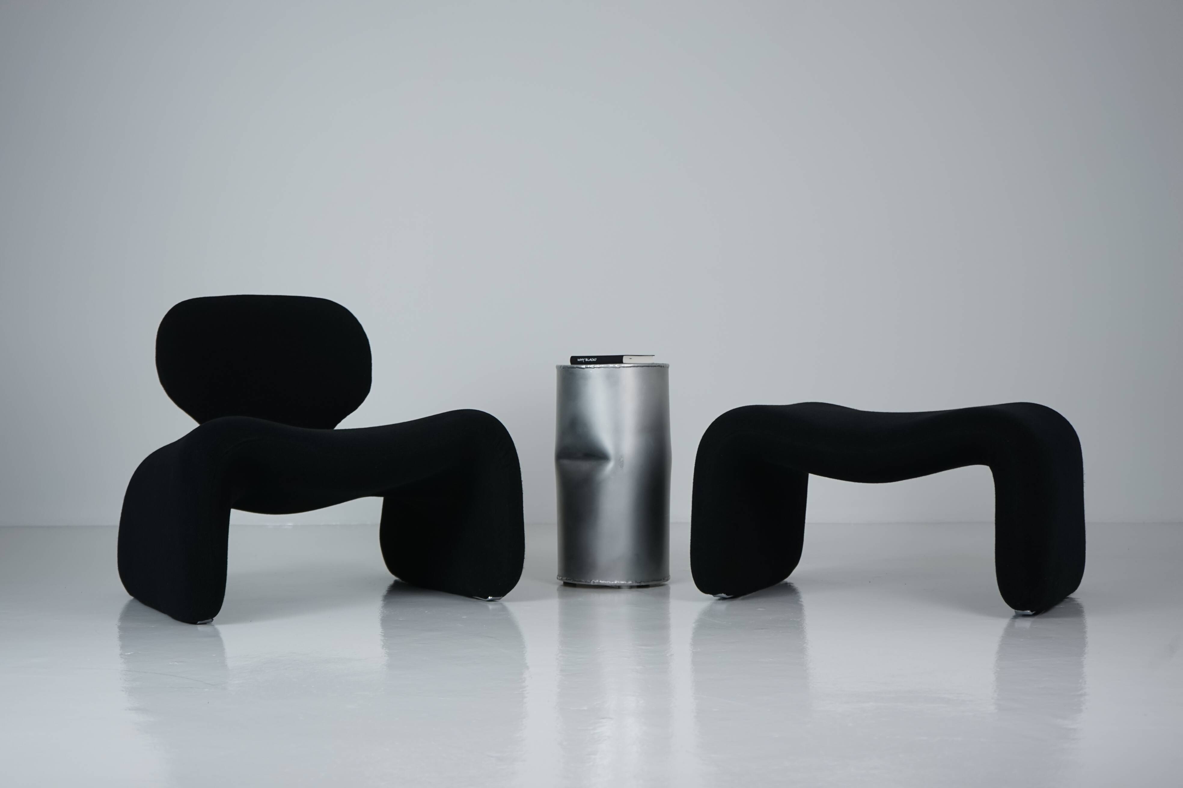 Fauteuil et repose-pieds Djinn par Olivier Mourgue pour Airborne