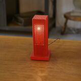 Lampe unique en aluminium laqué rouge, 1970