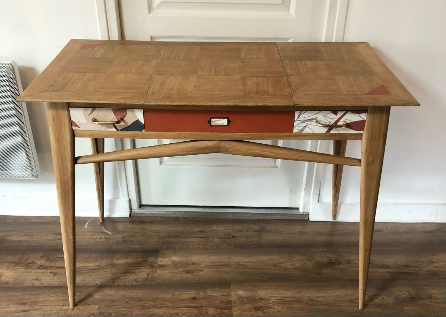 Vintage dressing table