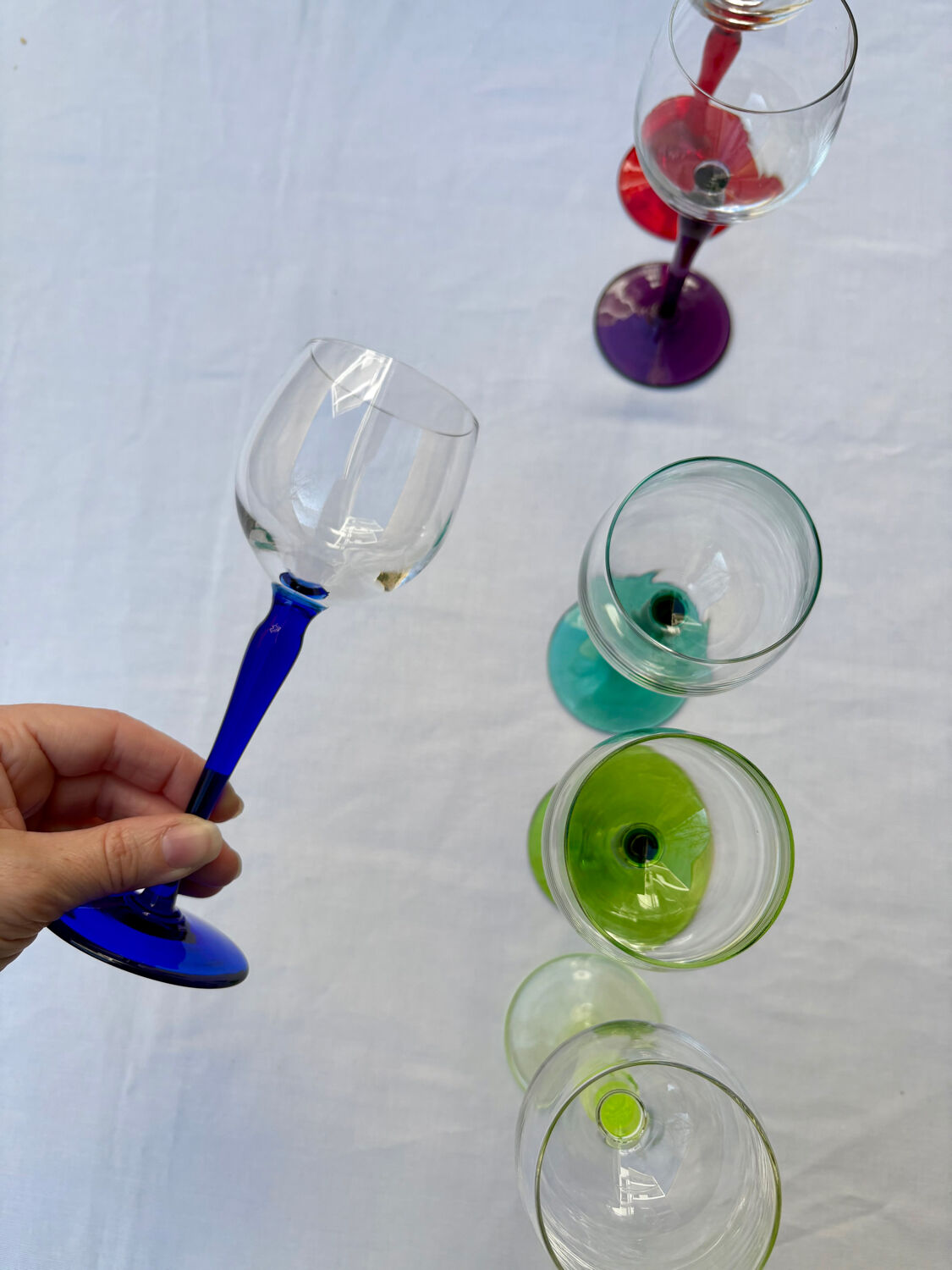 6 crystal glasses with coloured stems