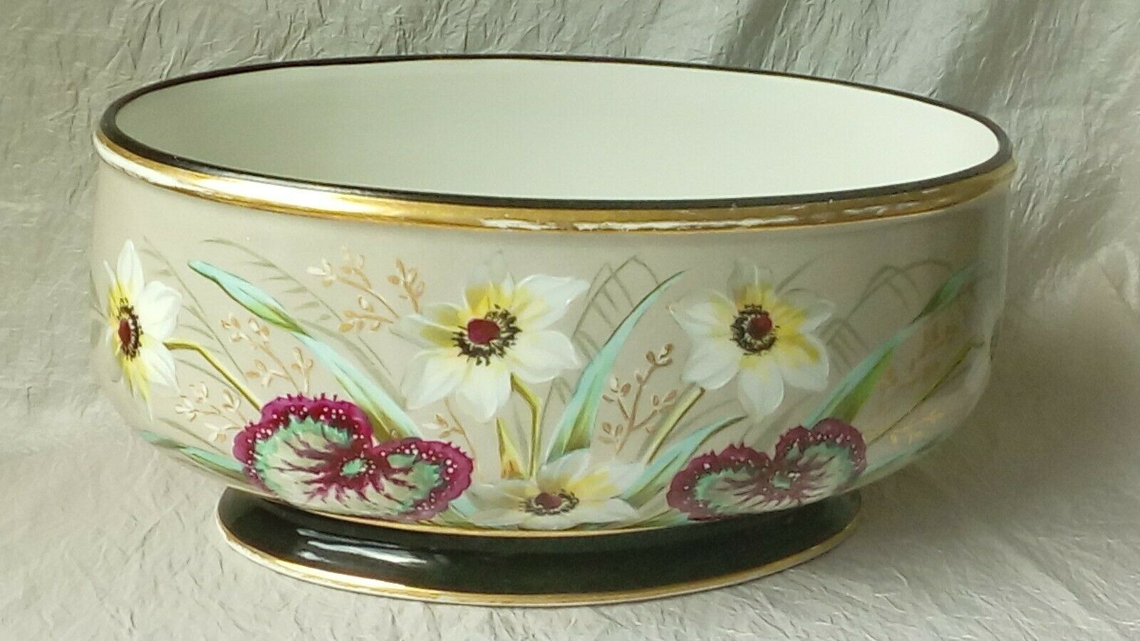 Porcelain gardener of paris period Napoleon III late 19 th floral decoration