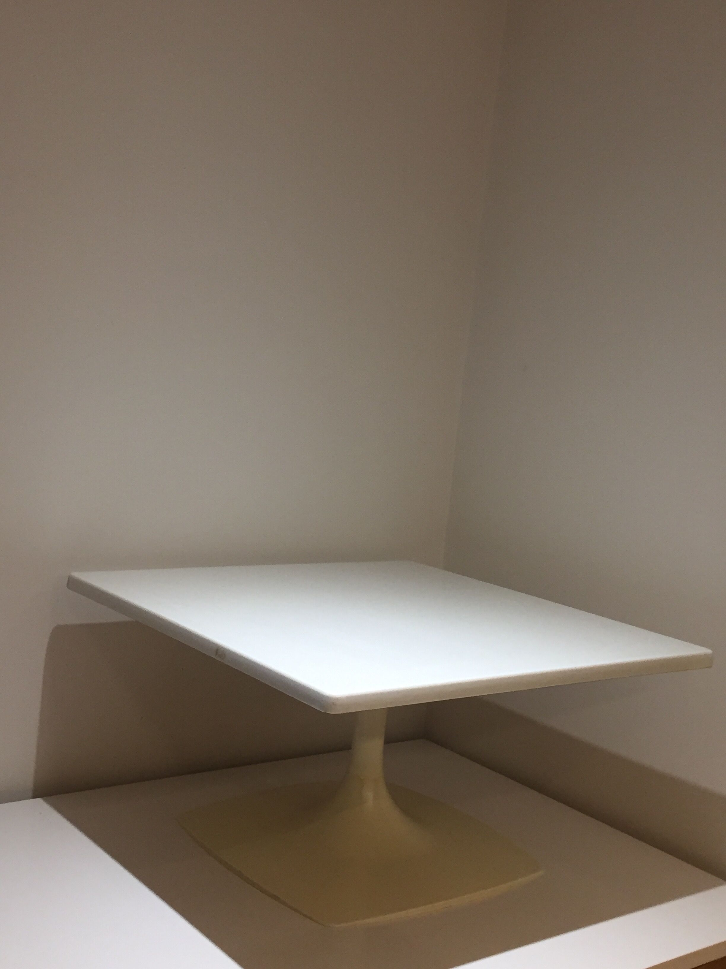 Coffee table tulip feet Stamp Nurieux, France, year 1970