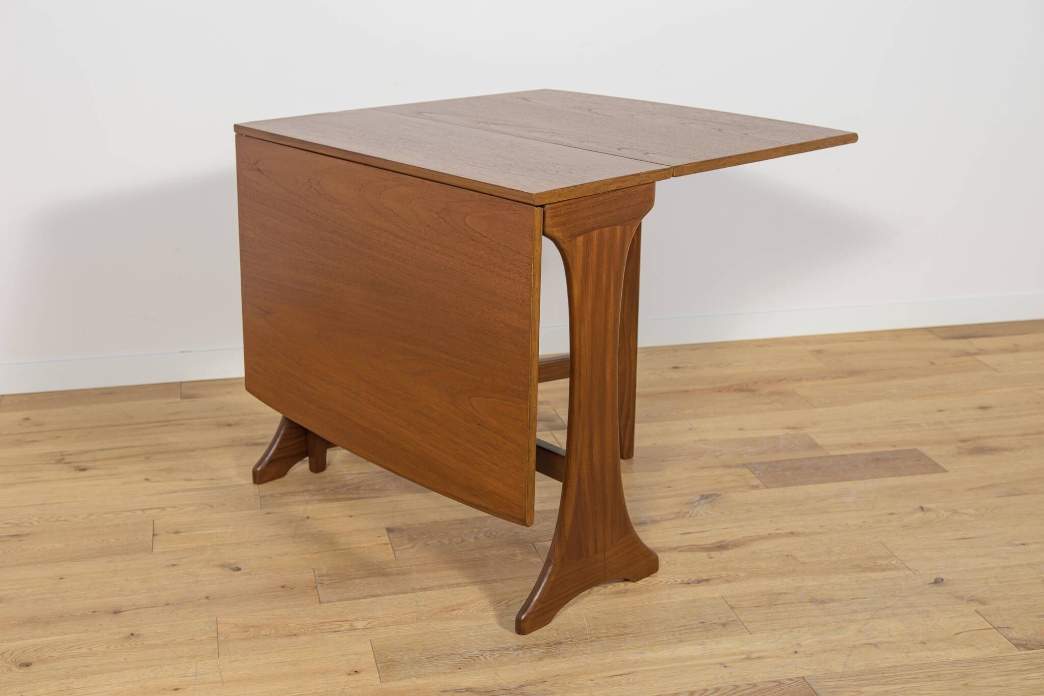 Mid-Century Teak Extendable Dining Table from G-Plan, 1960s