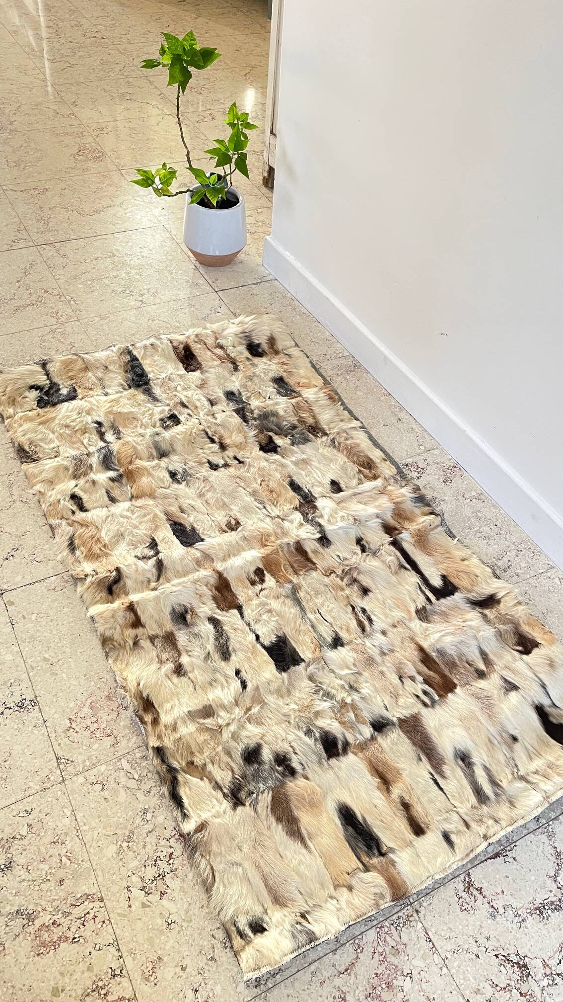 RUG Skin 1970s Beige-Brown - 56 x 107cm