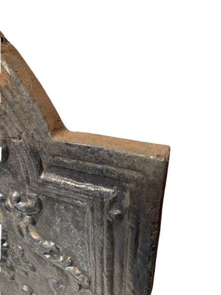 Cast iron fireplace plate