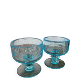 Coupes bleu en verre bullé