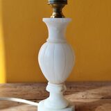 Ancien pied de lampe en marbre - lampe urne en pierre blanche