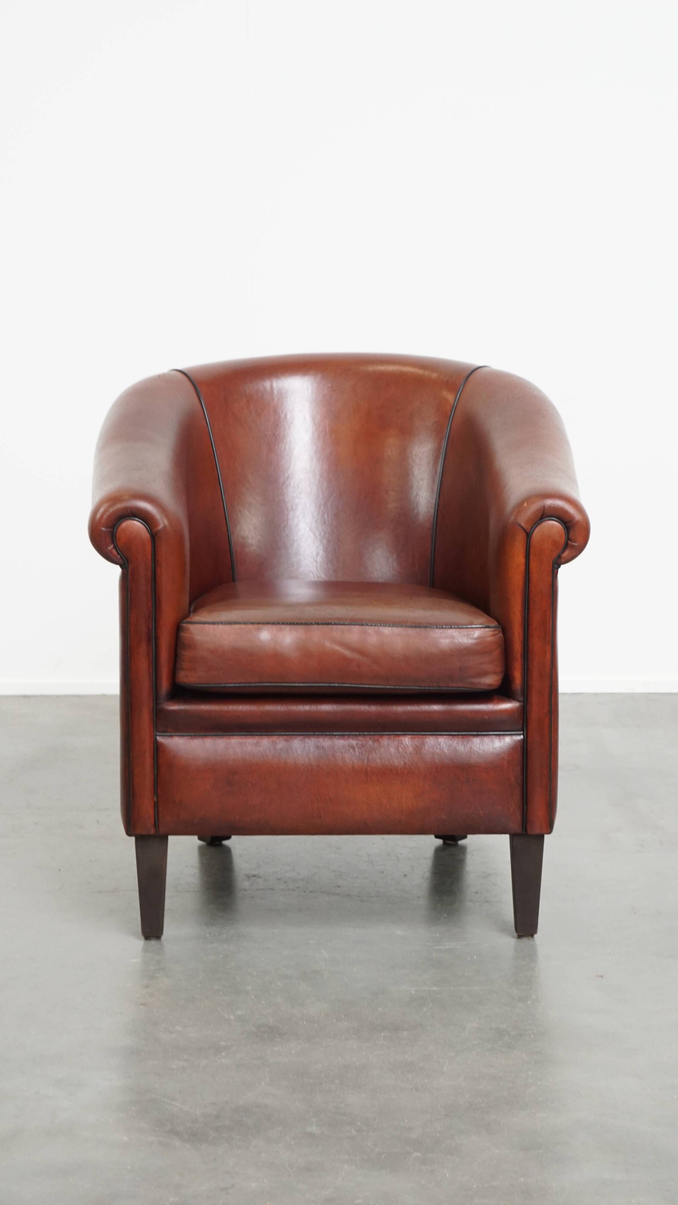 Sheepskin Leather Club Chair with Black Piping