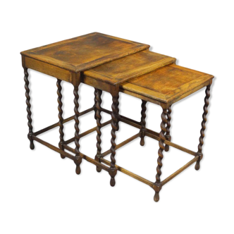 Mahogany nesting tables, set of 3