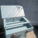 Small storage unit