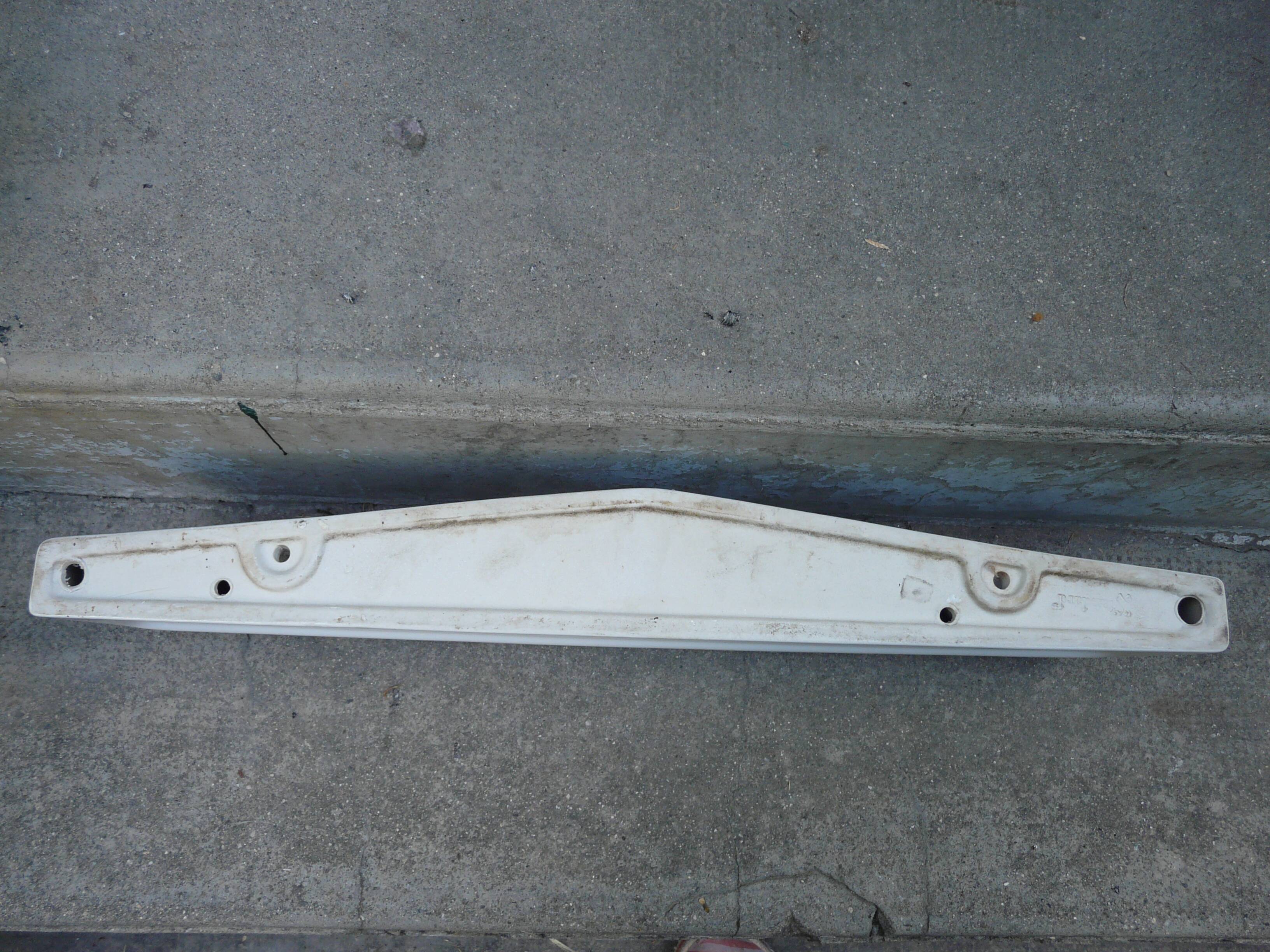 Bathroom shelf white porcelain sink shelf