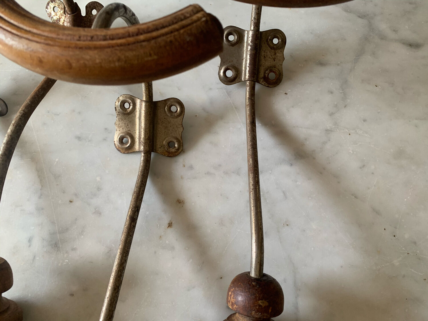 Set of 4 double hooks