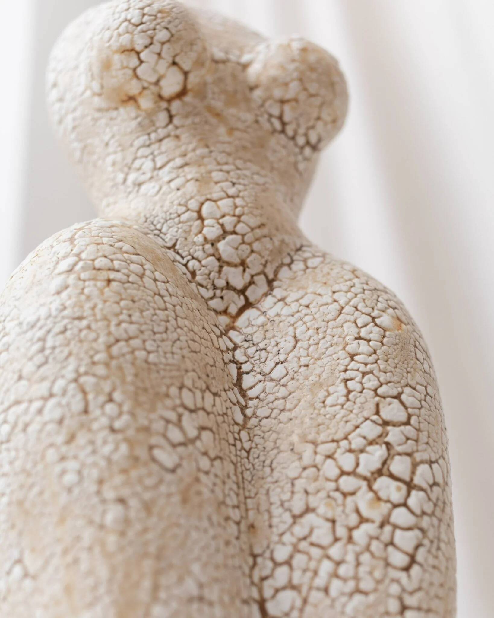 Beige Ceramic Fat Lava Statue – Abstract Mid-Century Modern Sculpture (2000s)