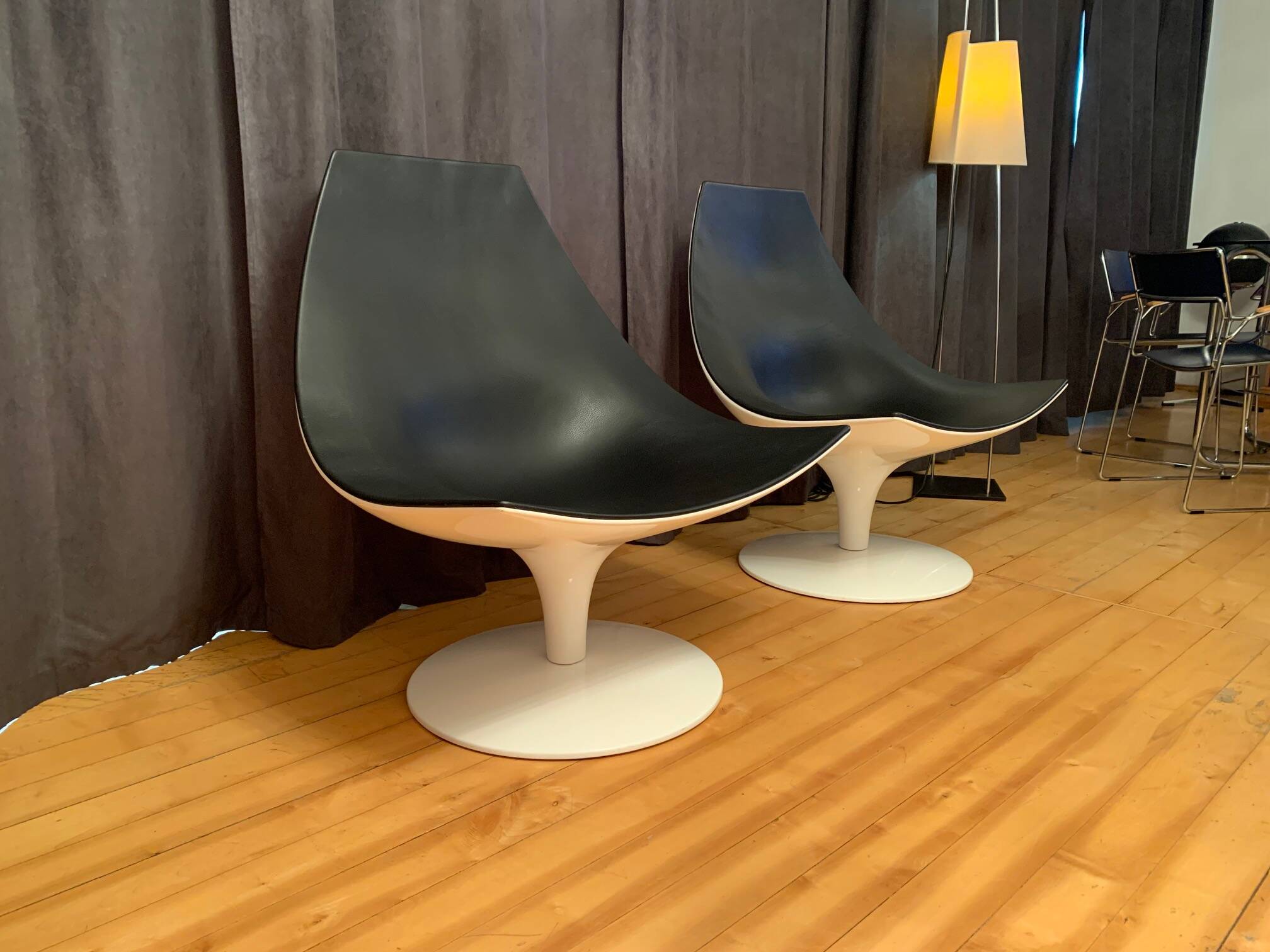 A pair of Moon armchairs by Pietro Arosio, Tacchini, Italy