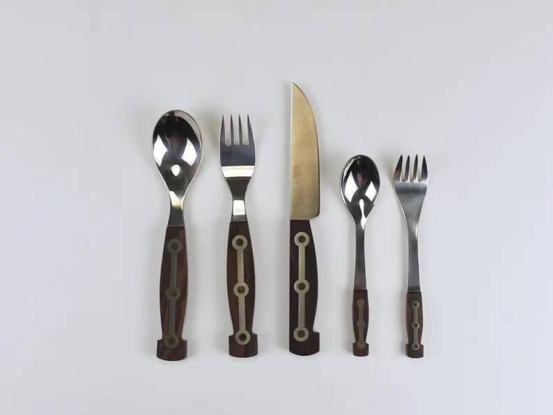 Unused Boxed Amboss 1050 Flatware, 32 Pieces / 6 Persons, Austria, 1950s