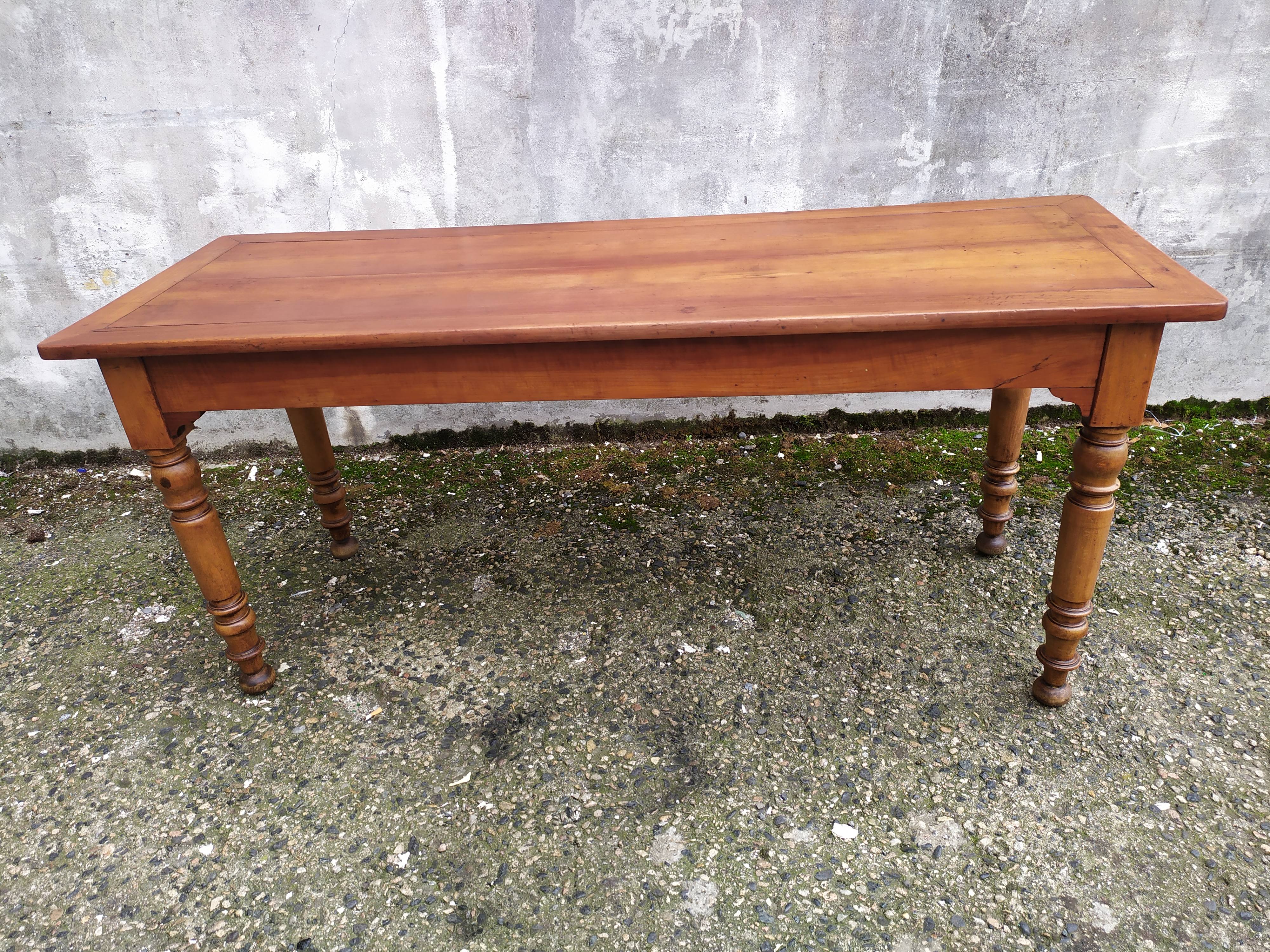 Bistro table