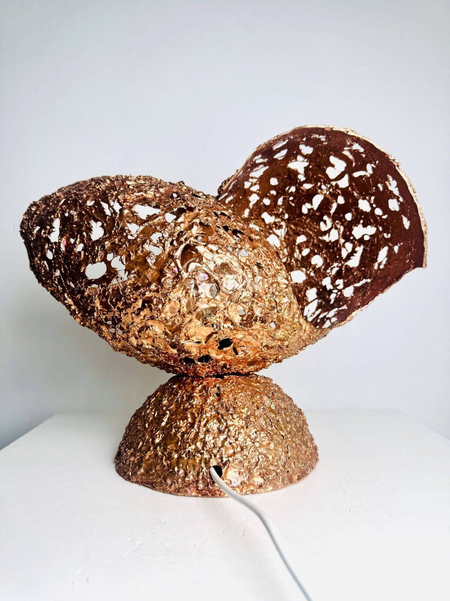 Sculptural Table Lamp In Copper By Aimo Tukiainen For Oy Moonlight, Finland 1970S