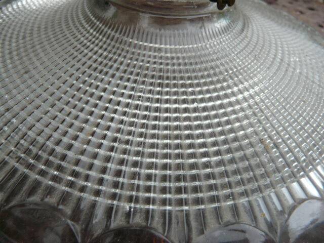 Suspension en verre holophane 1920