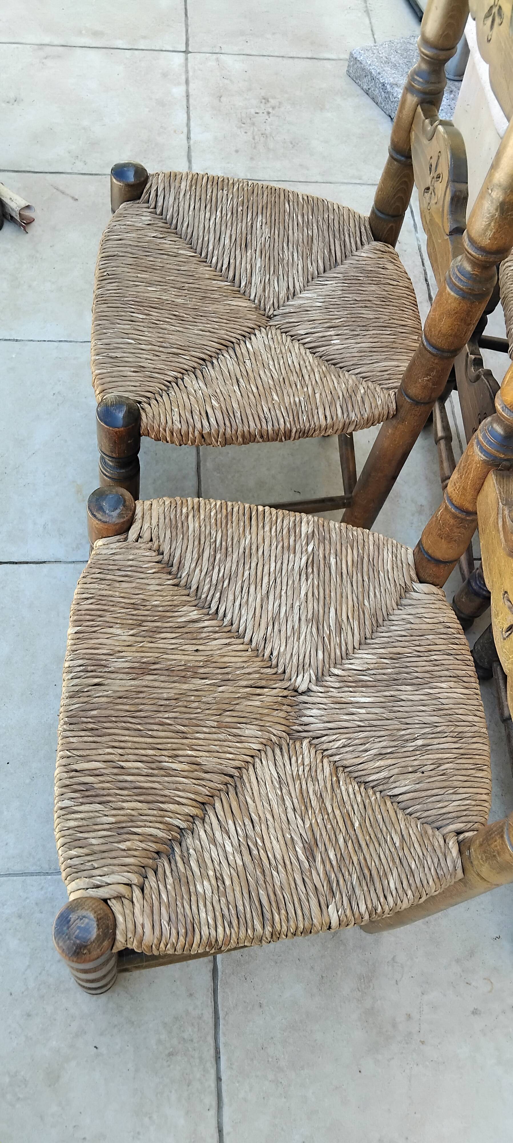 4 antique Provençal wooden chairs