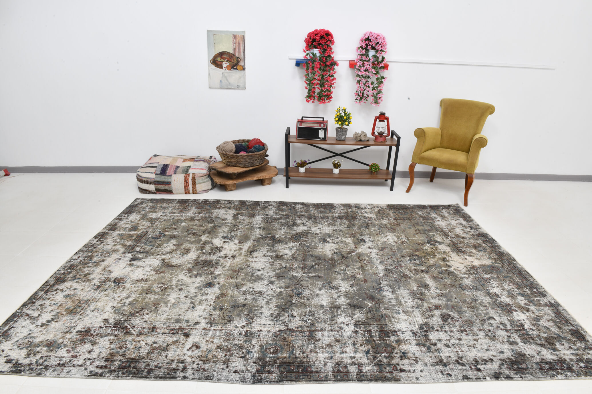 8x11 distressed antique vintage rug 333x230cm