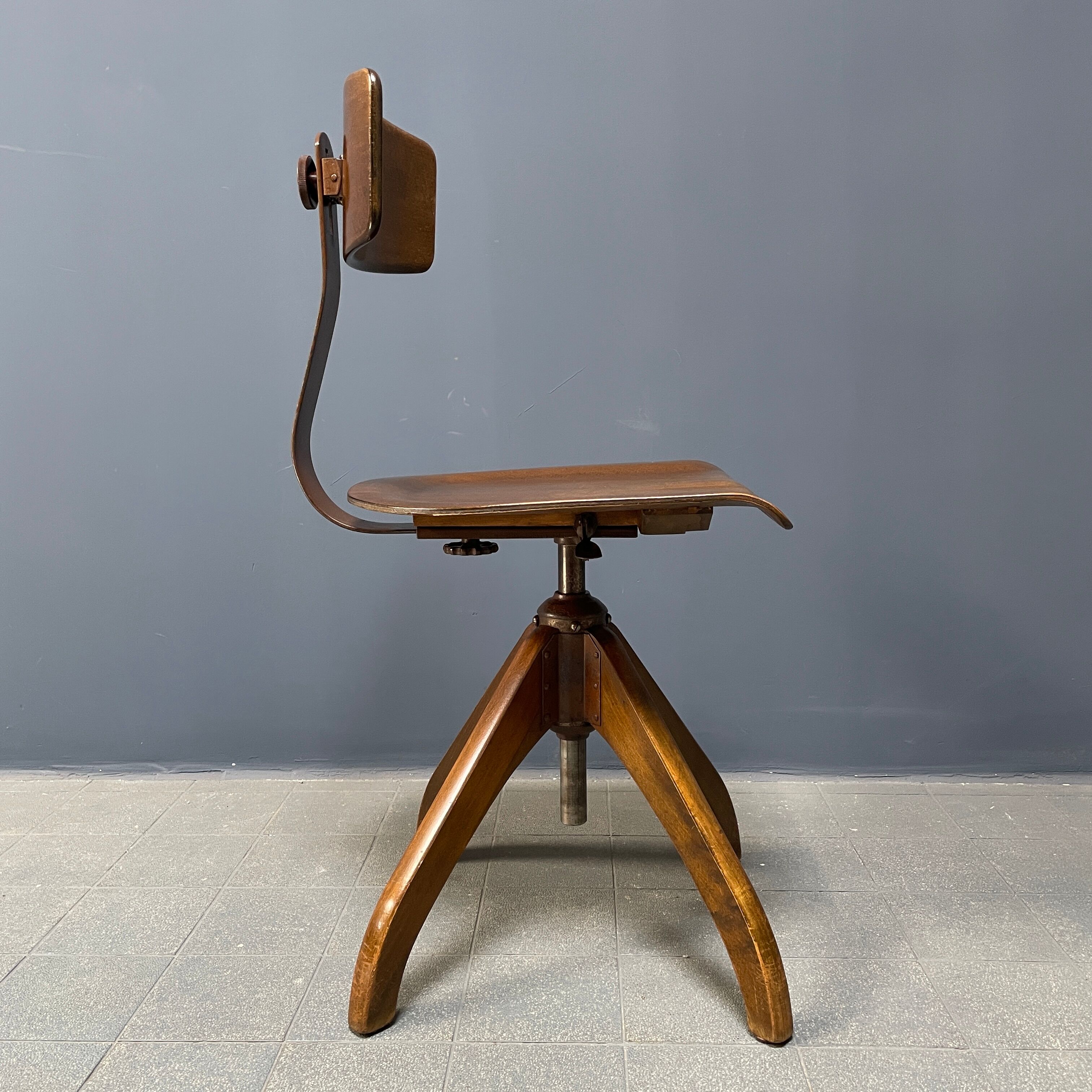 Brown Ama Elastik studio or atelier chair from the 1930s