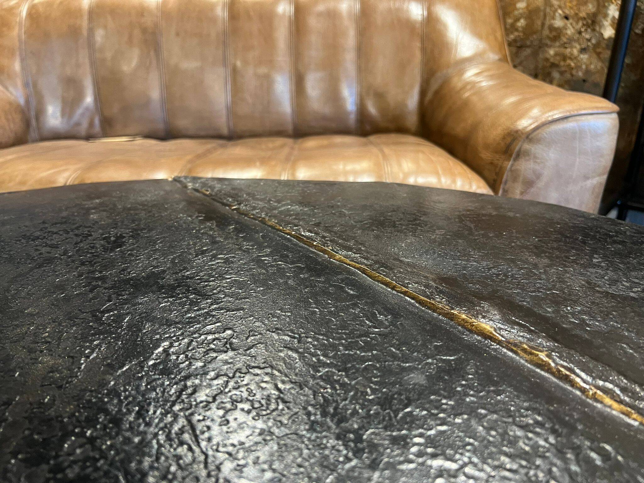 Industrial round coffee table