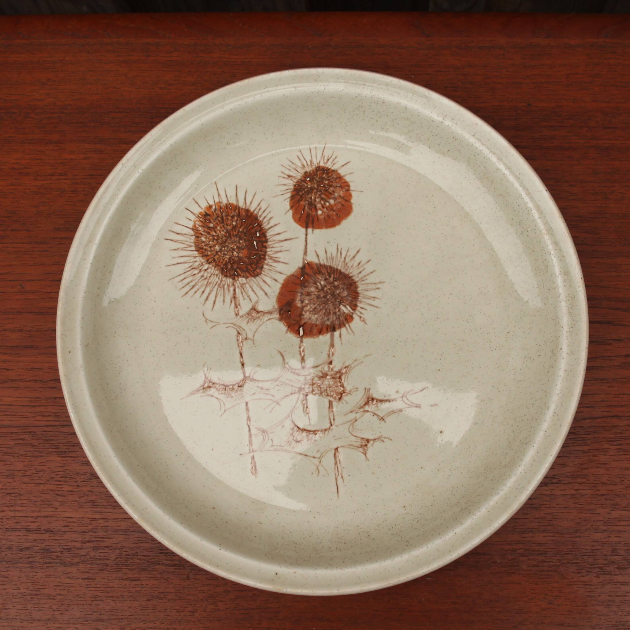 Sarreguemines "Chardons" cake dish