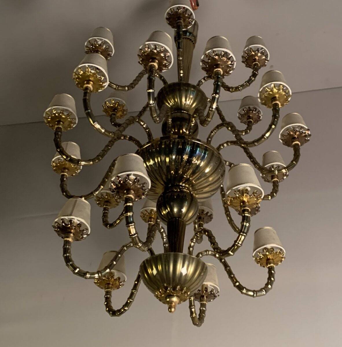 Venetian chandelier in gilded Murano glass, circa 1980