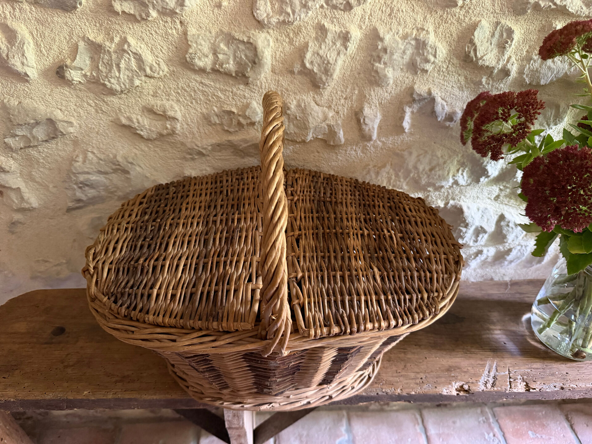 Panier en osier ancien avec couvercle
