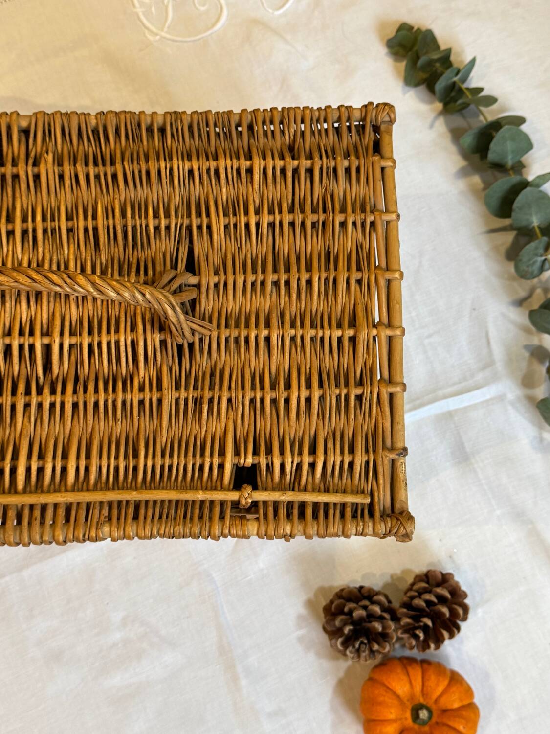 Vintage transport basket ni