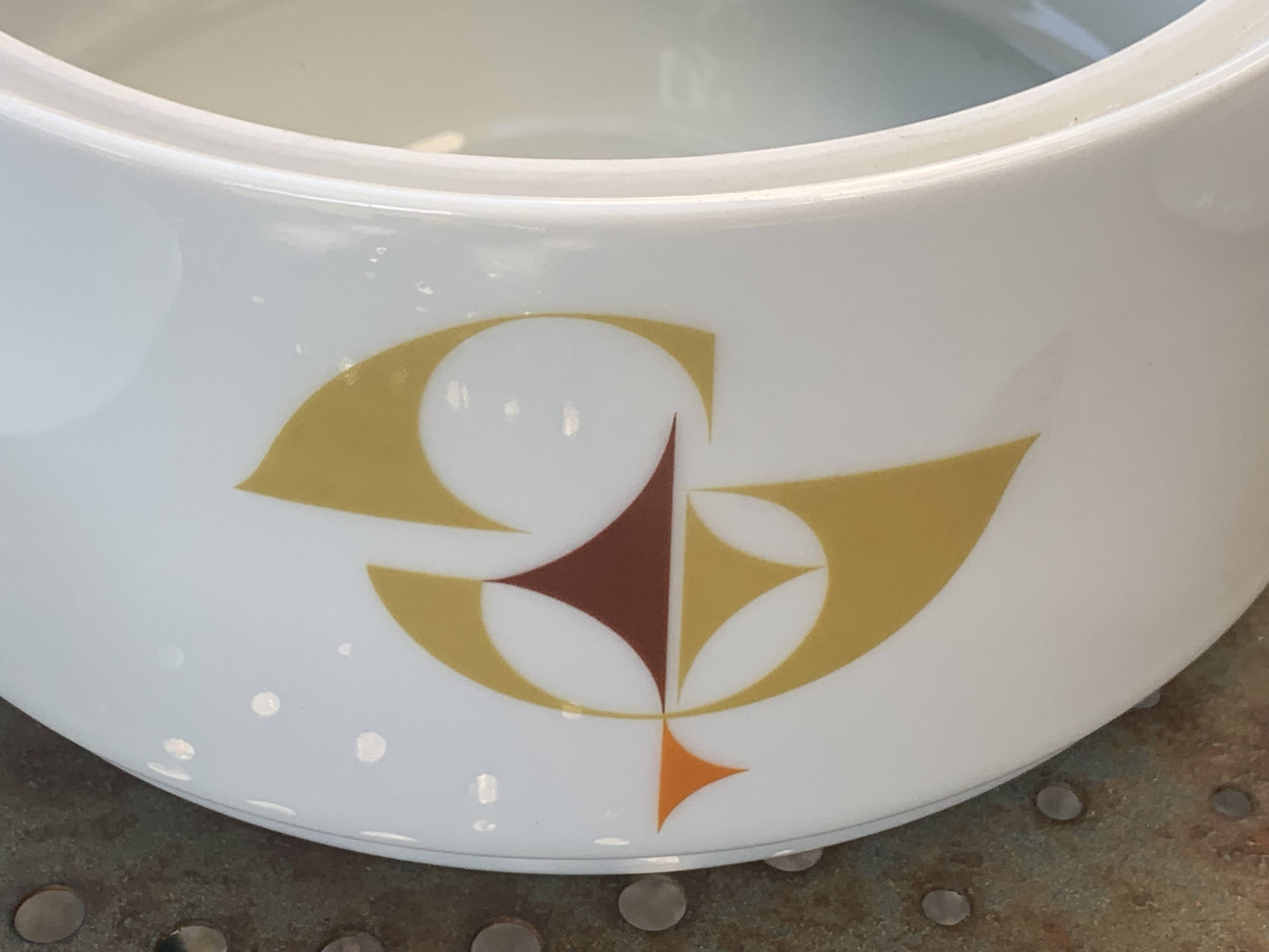 White porcelain soup tureen and sauce boat, Schirnding Bavaria, vintage 70s