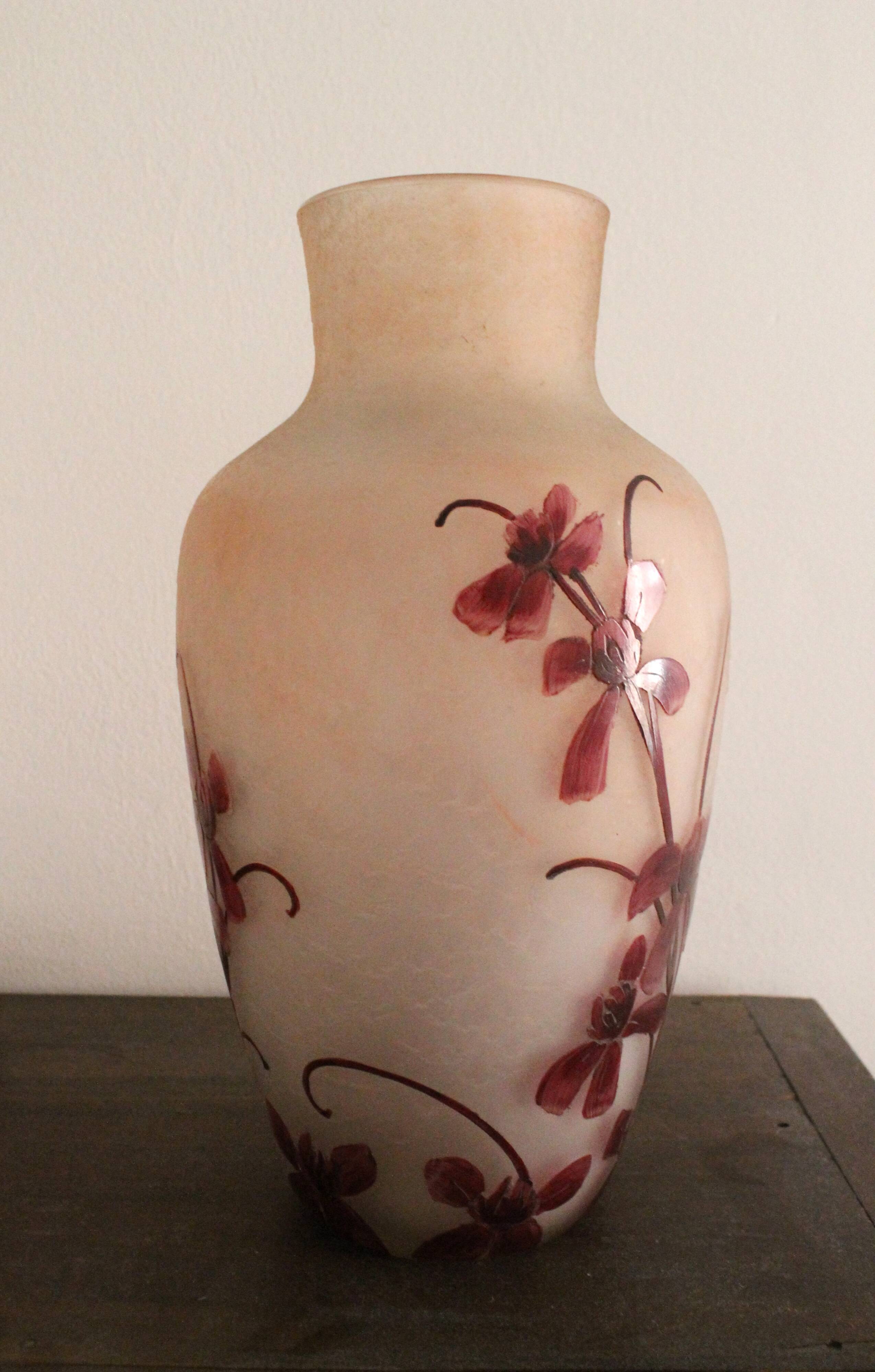 François Théodore Legras ovoid vase with flower decoration Rubis Art Nouveau