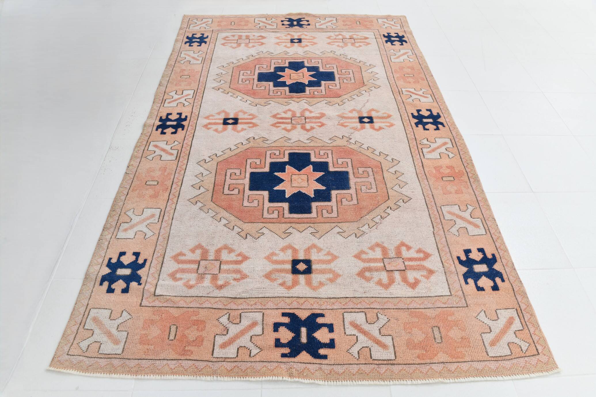 Tapis Kilim Ancien, Motifs Géométriques,Tons Pêche & Bleu Marine,165x263 Cm