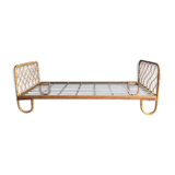 Rattan bed