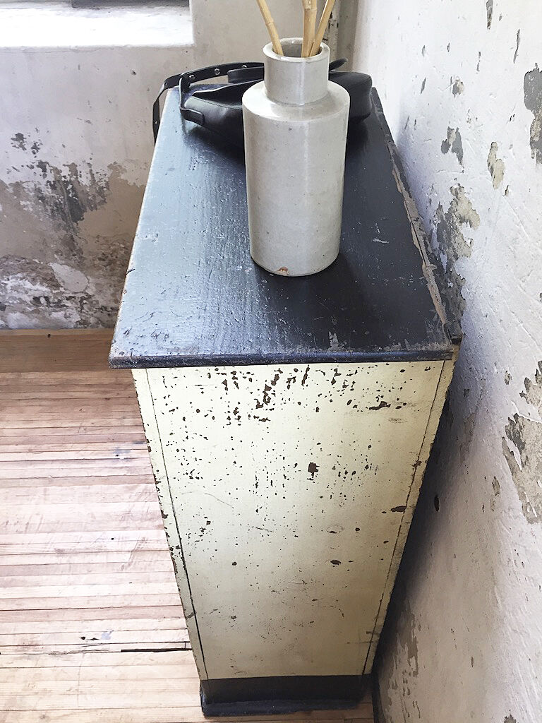 Patinated workshop furniture