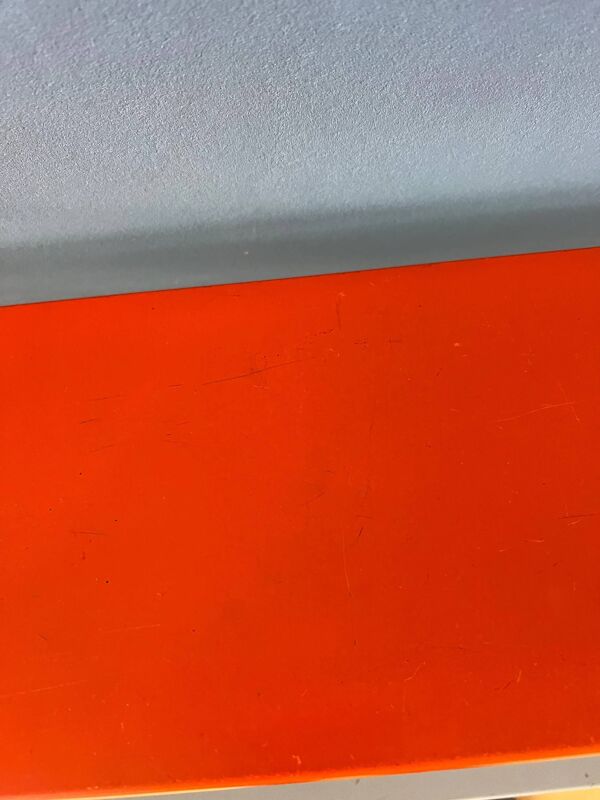 Système mural modulaire vintage Tomado orange, rouge et gris - étagères - unité