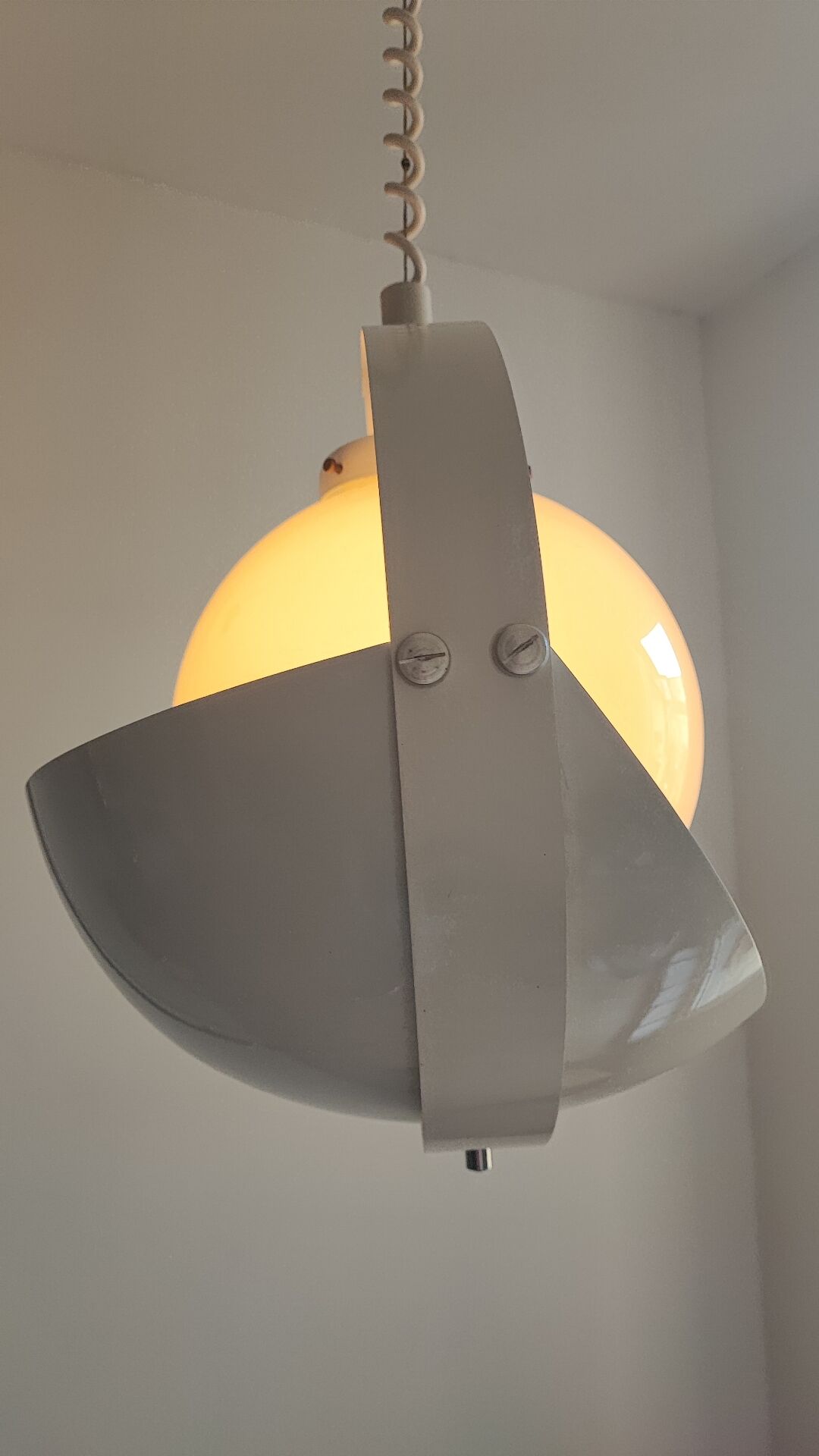 Dijkstra's eclipse suspension  
Lamps, 1970s