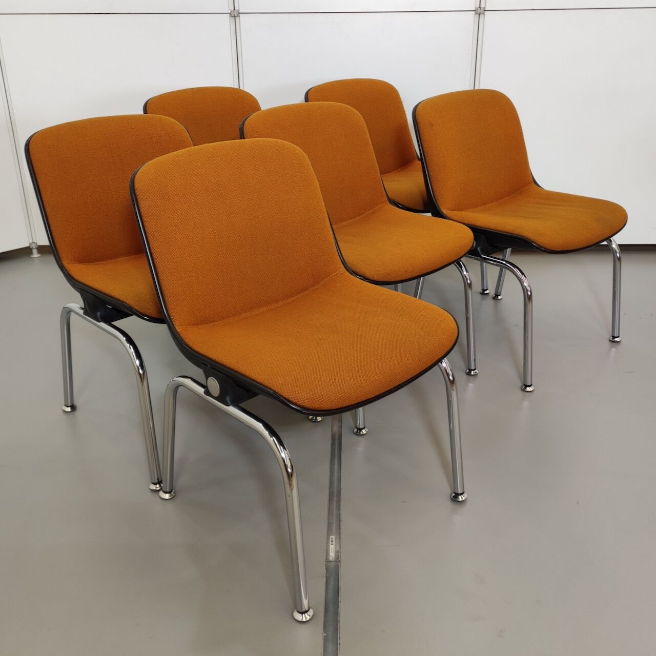 Ensemble de 6 chaises Comforto vintage