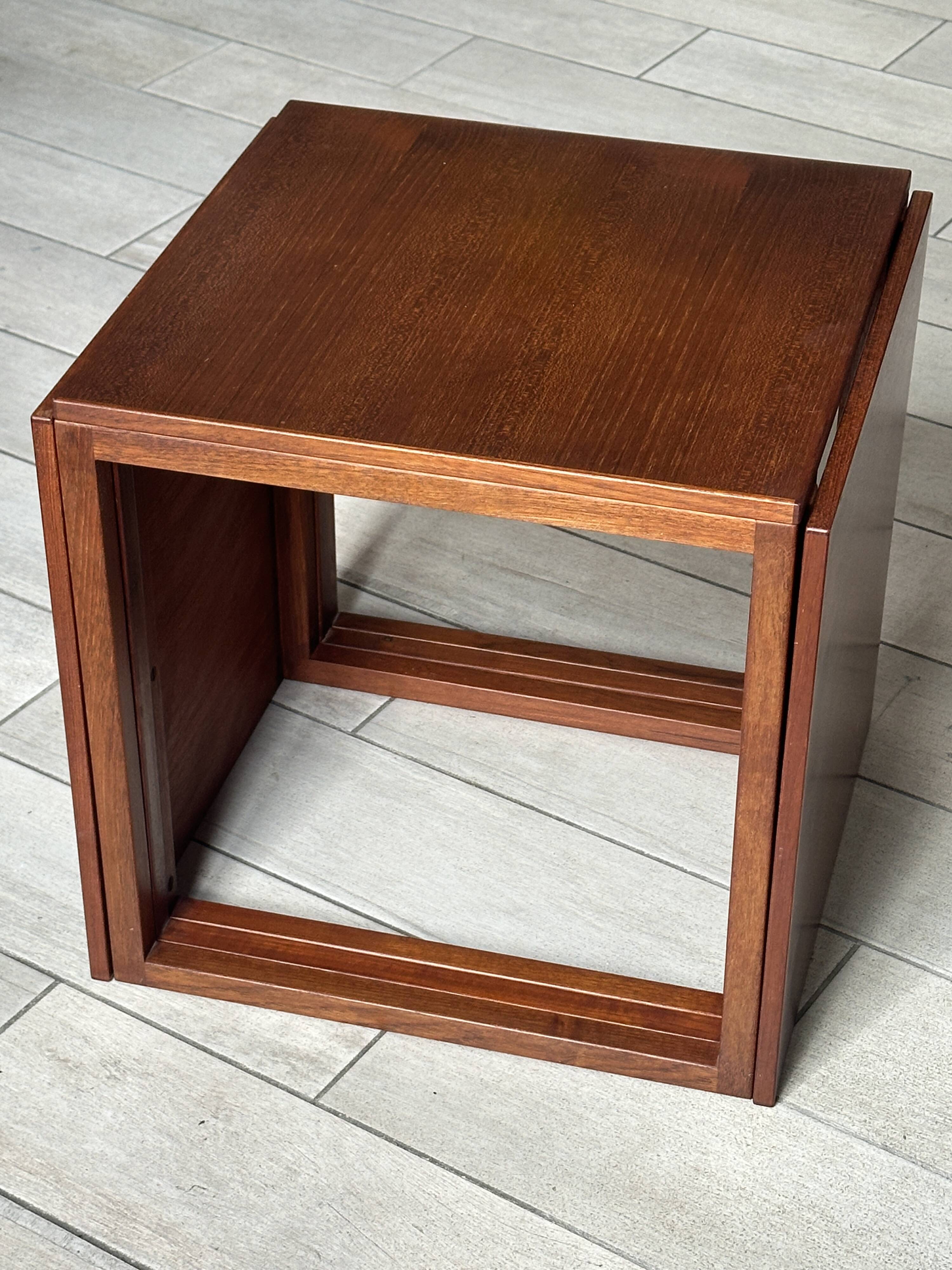 Tables encastrables teck kai kristiansen design années 60