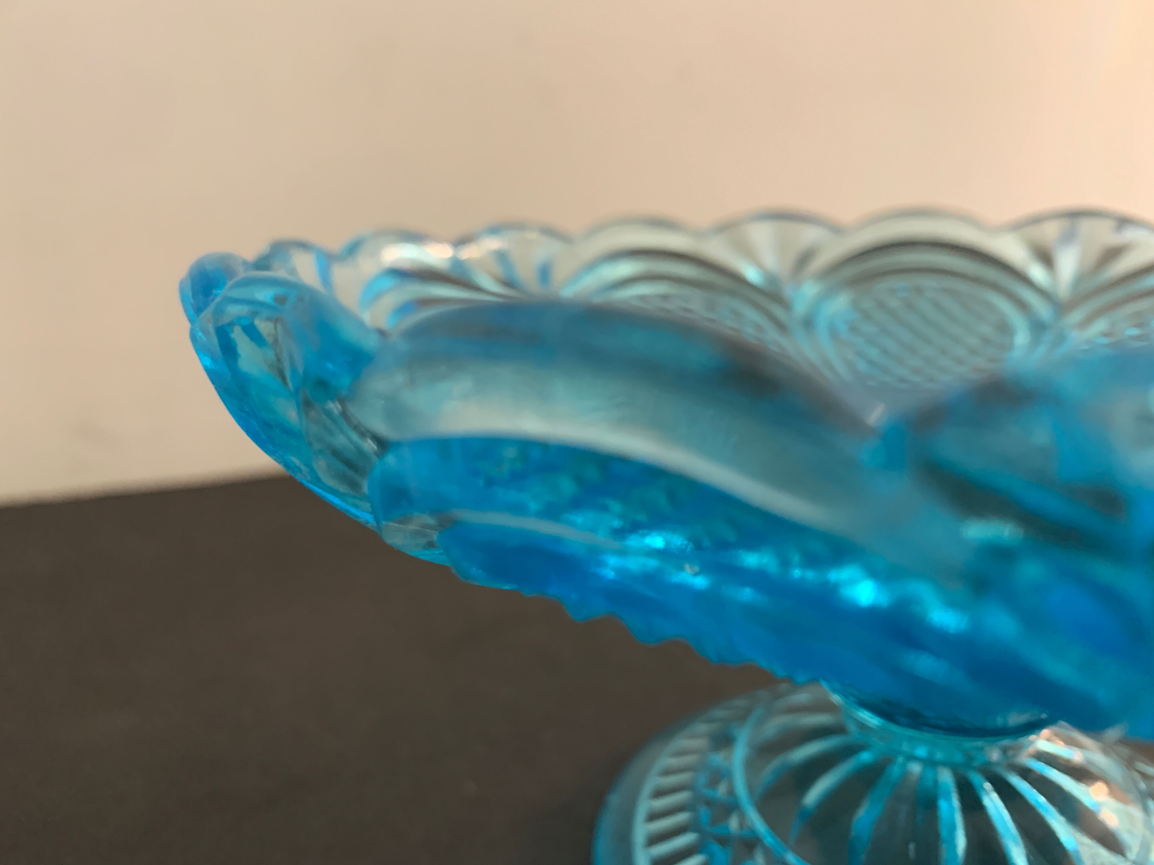 Fruit cup on blue-bubbled glass peder