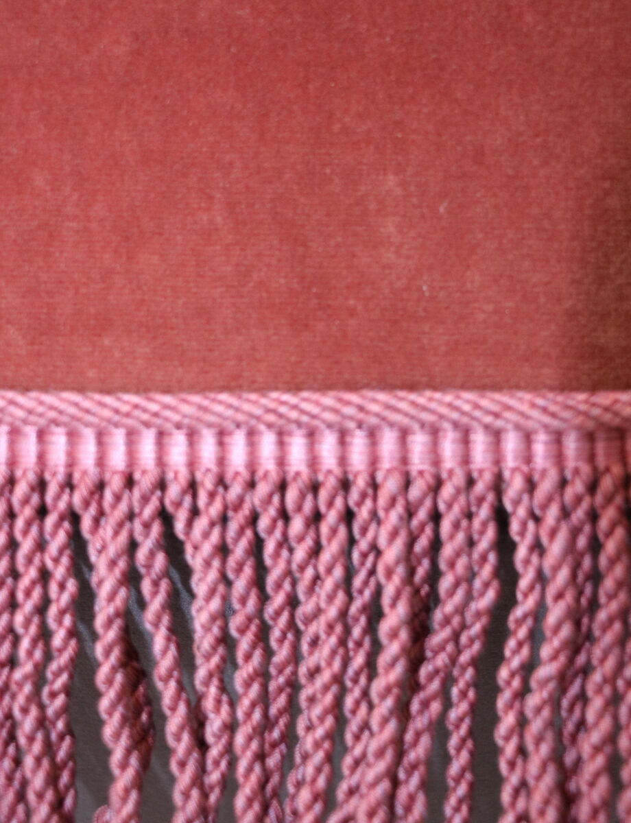Paire de fauteuils bergères roses