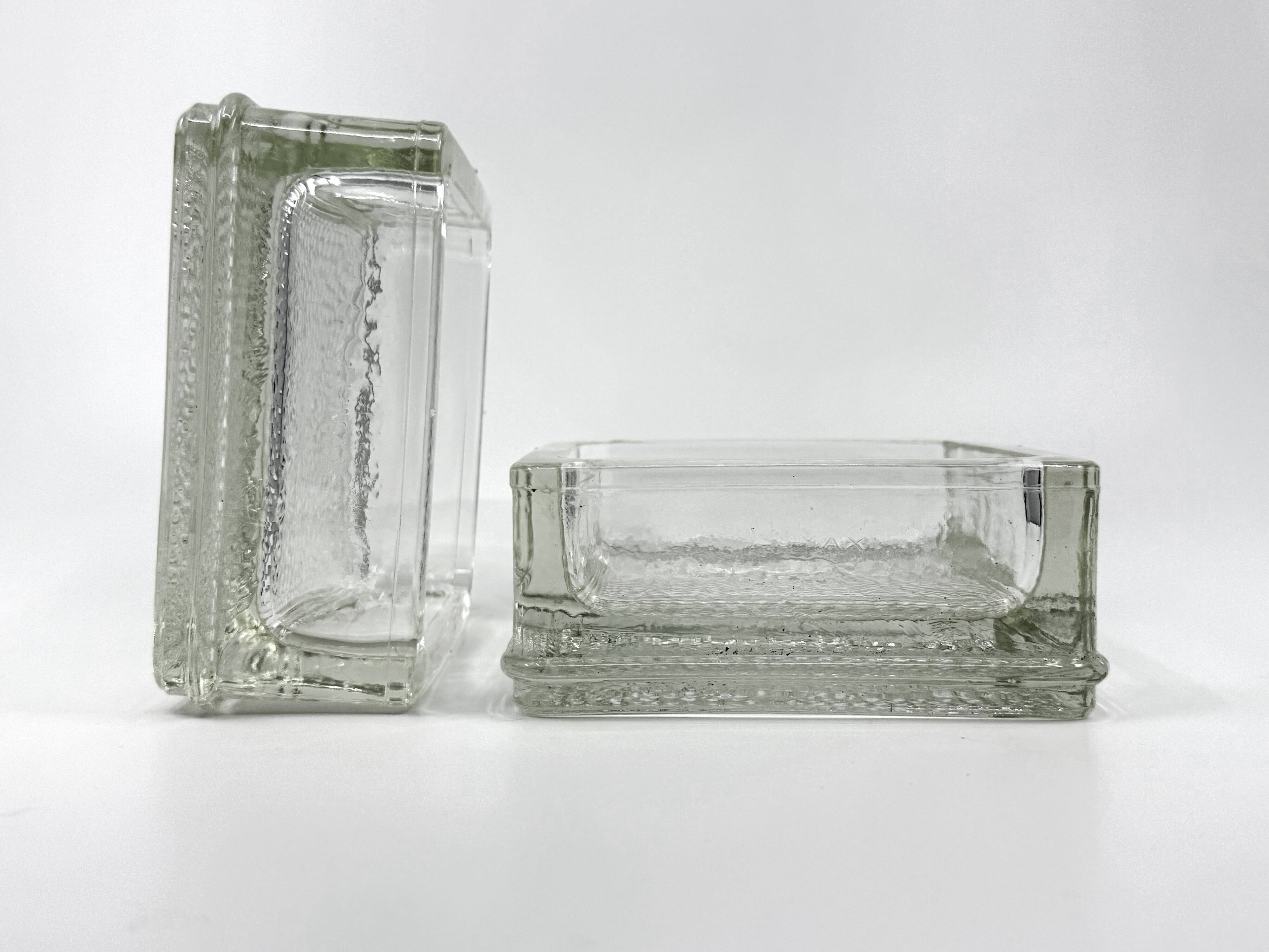 2 Pocket emptiers/ashtrays/paperweights • Lumax • Saint-Gobain • 1950