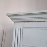 Armoire parisienne avec miroirs