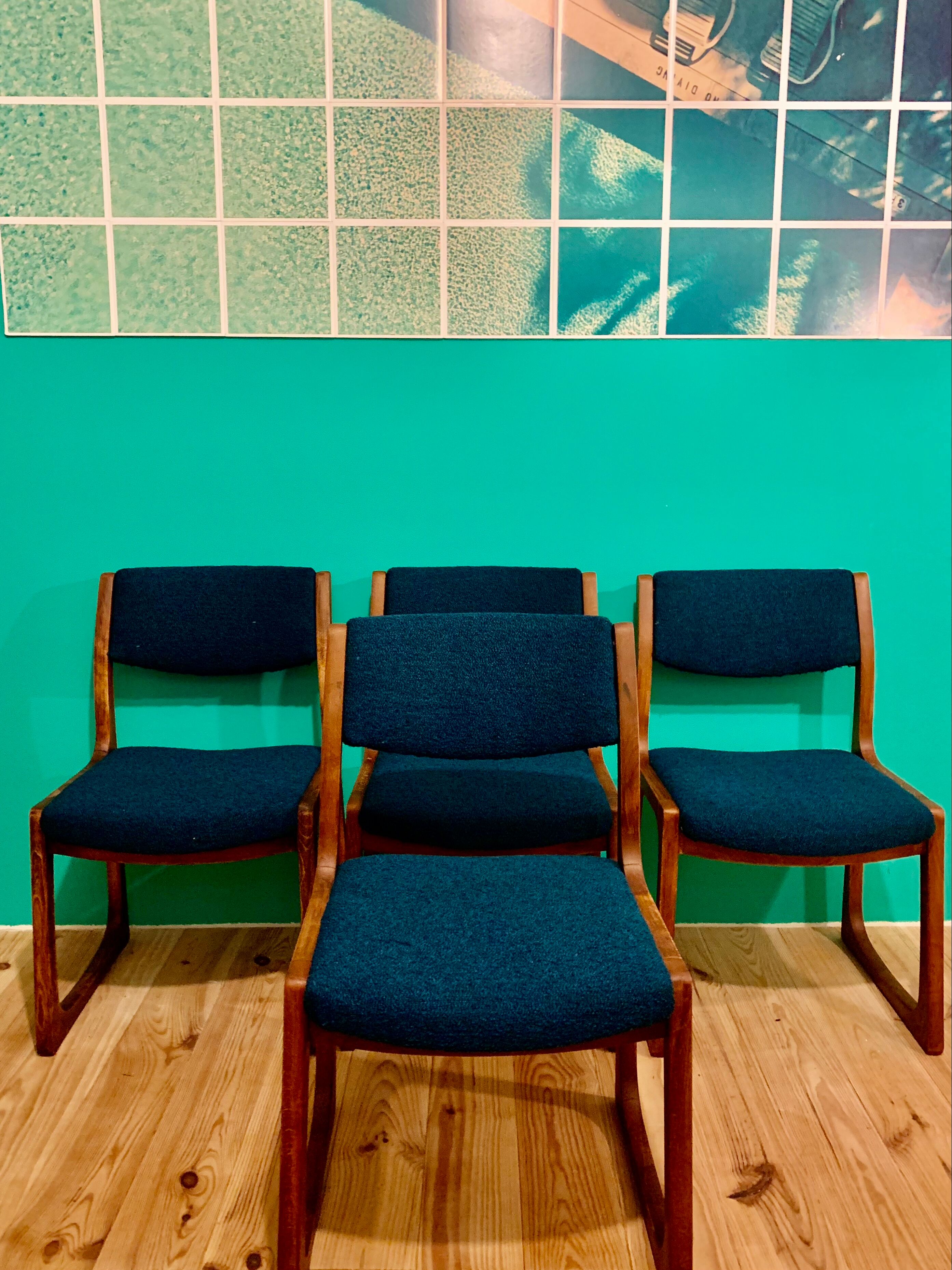 Set of 4 chairs sleigh vintage 1970