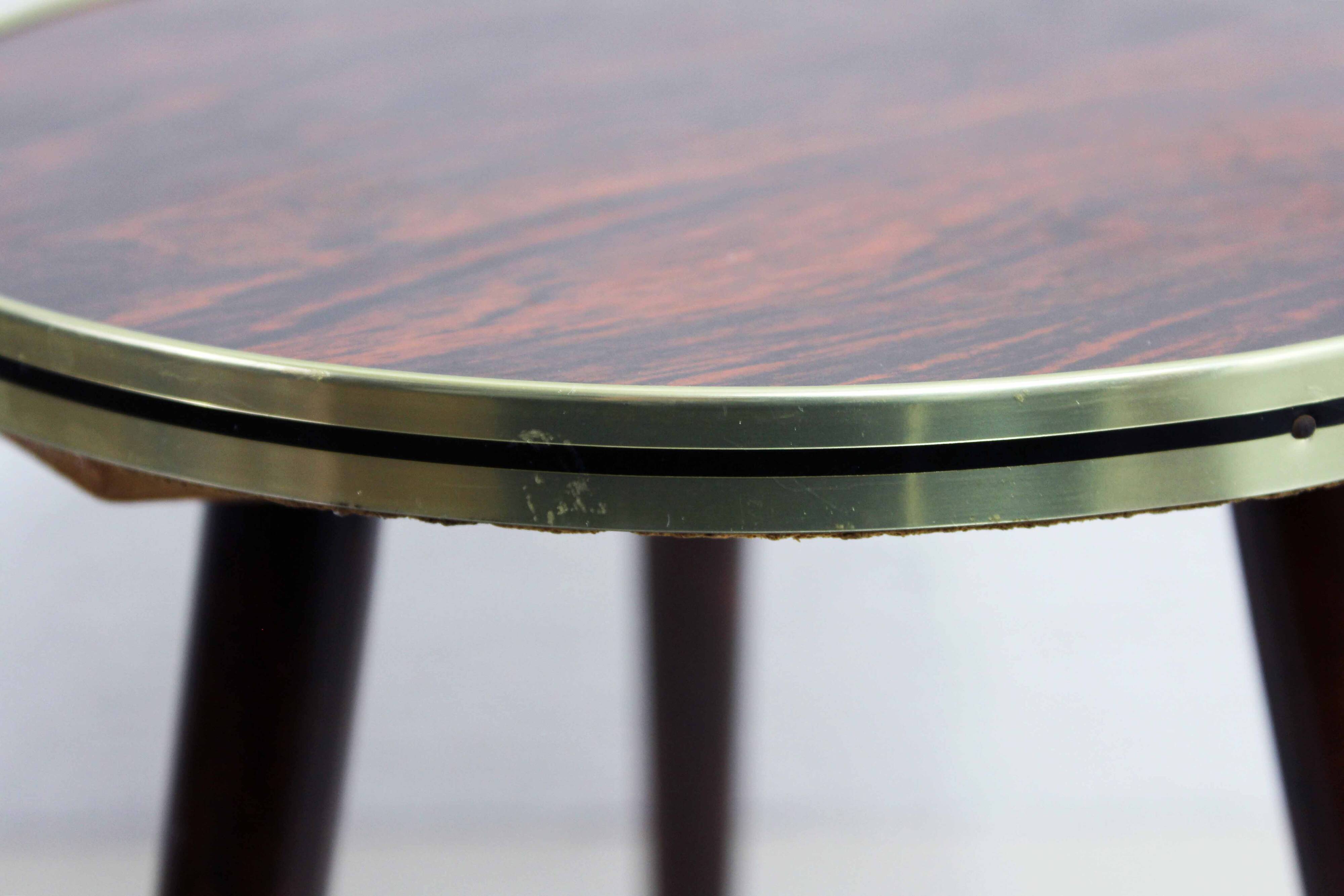 Round formica plant stand pedestal