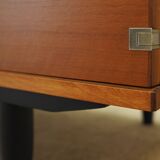 Armoire en teck, design danois, années 1980, production : Danemark