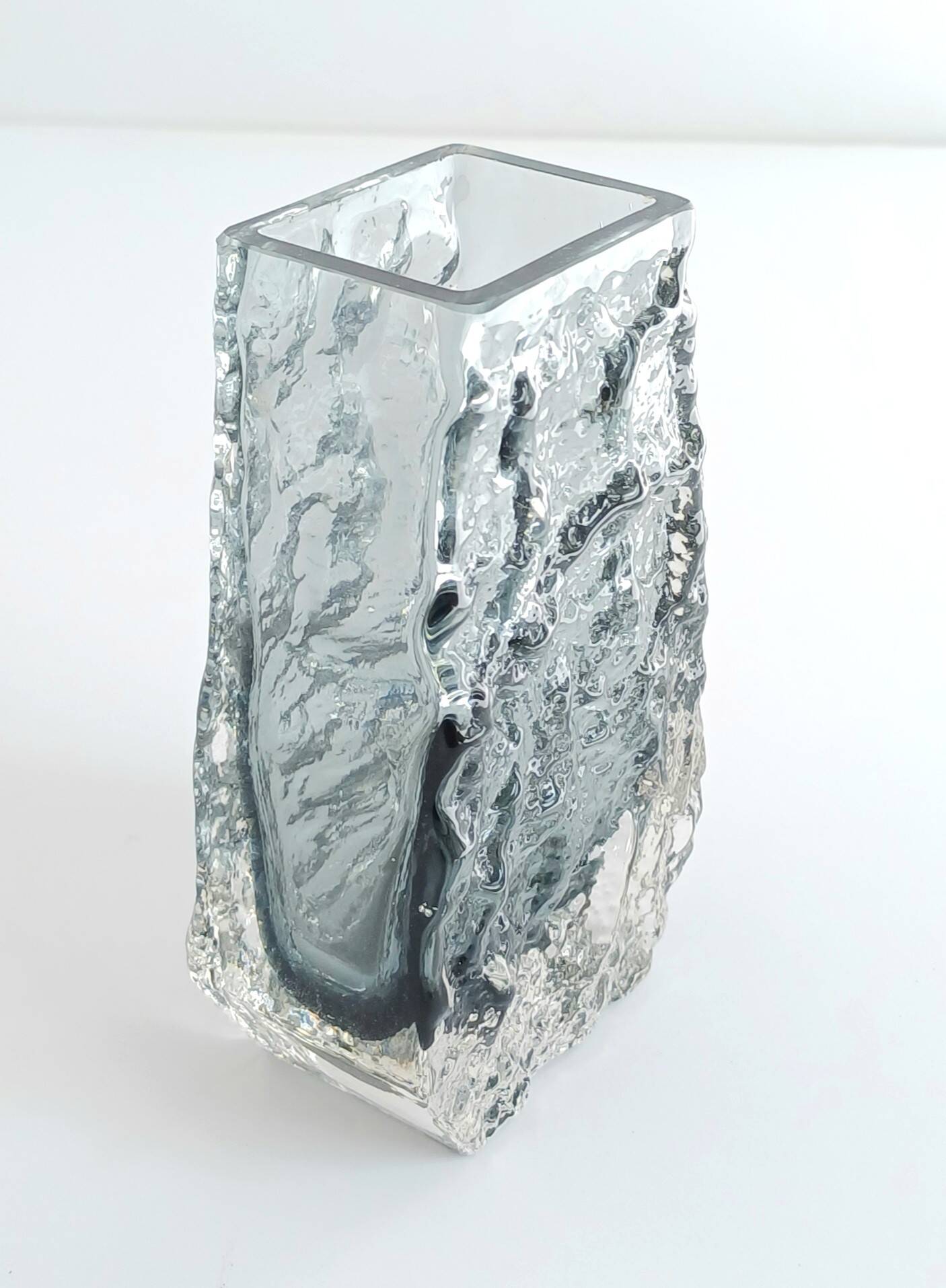 Whitefriars Pewter Coffin Vase by Geoffrey Baxter - textured range